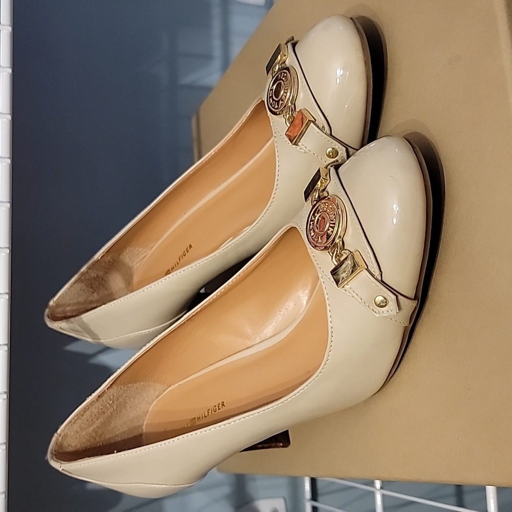 Tommy Hilfiger Women's Pumps Size 10